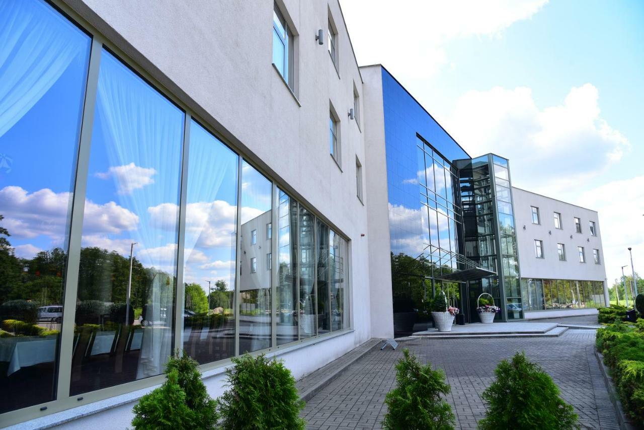 Hotel Hi-Fi Spa Nowy Tomyśl Kültér fotó